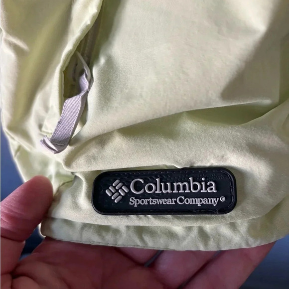 Columbia | packable | lightweight | softshell | mesh lined | hooded | large - Picture 11 of 13